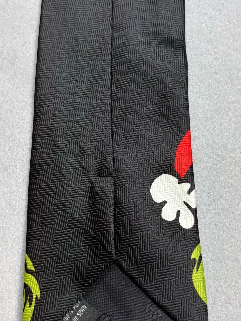 Vintage Dr Seuss Grinch Christmas Necktie Black Green Face 57”